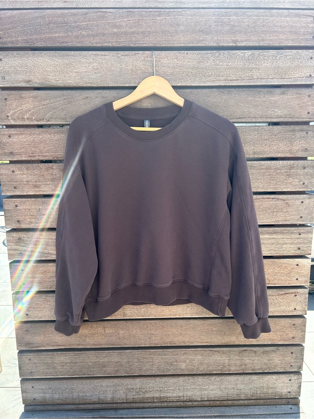 Vuori Chocolate Brown Crewneck Sweatshirt | Size M